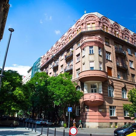 Sunflower Aparthotel Budapesta Exterior foto